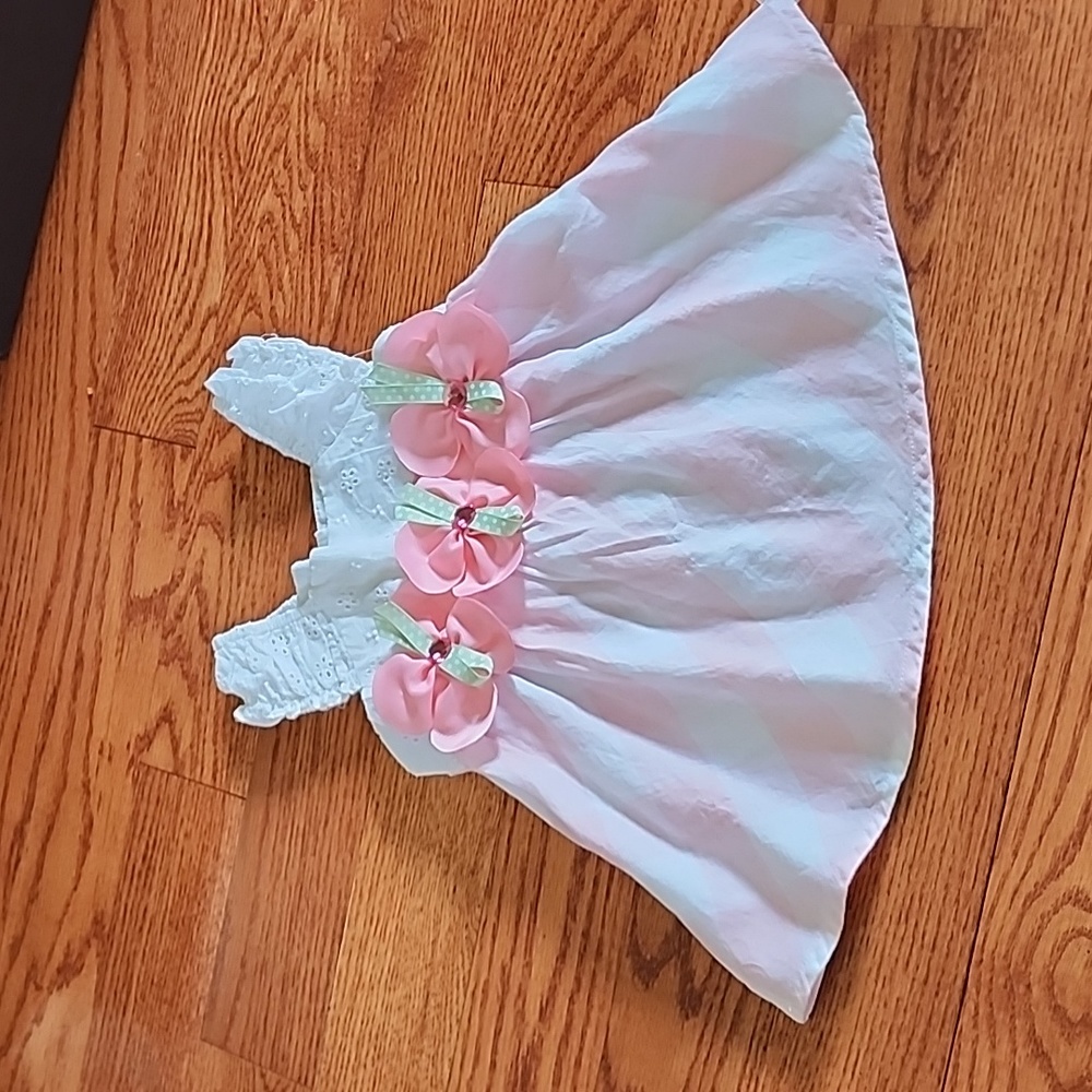 3T Rare Editions sundress. With flowers embellished with crystals.